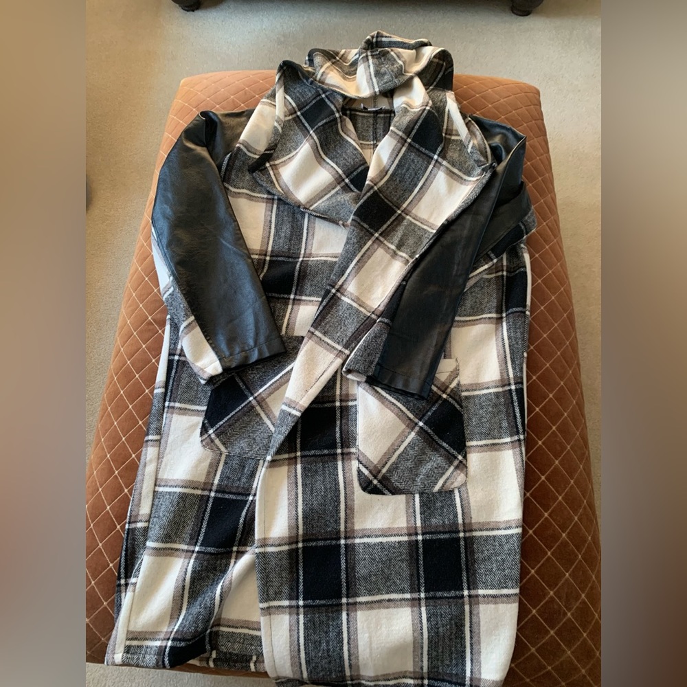 Plaid wrap jacket with faux leather detail - size L
